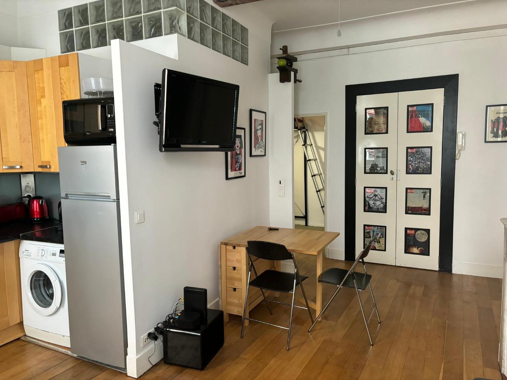 2 Bedroom Funky Apartment In The Heart Of The Old Town Of Antibes Buitenkant foto