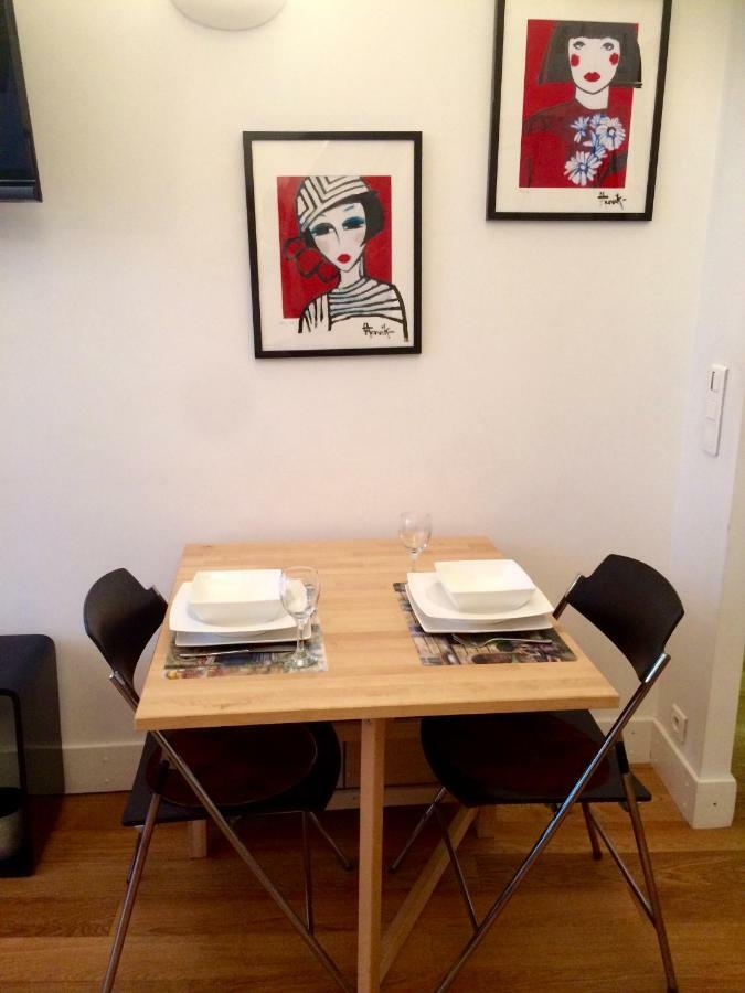 2 Bedroom Funky Apartment In The Heart Of The Old Town Of Antibes Buitenkant foto